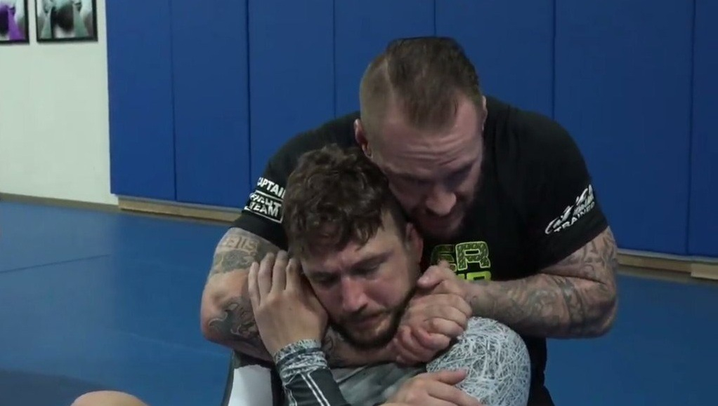 Short Choke BJJ